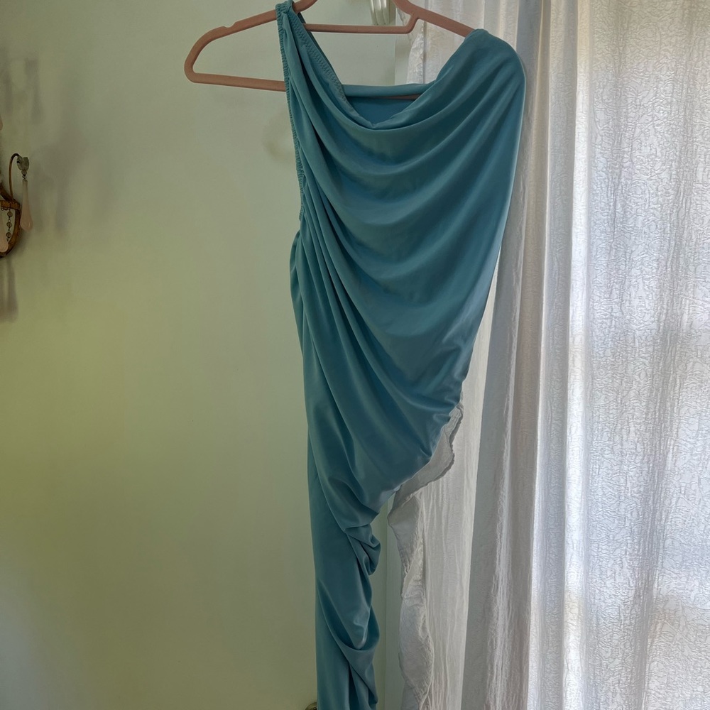Brand new with tags Norma Kamali dress as seen on SJP/Carrie Bradshaw